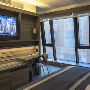4* Hotel Carnegie