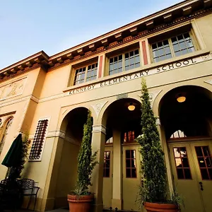Hotel Mcmenamins Kennedy School